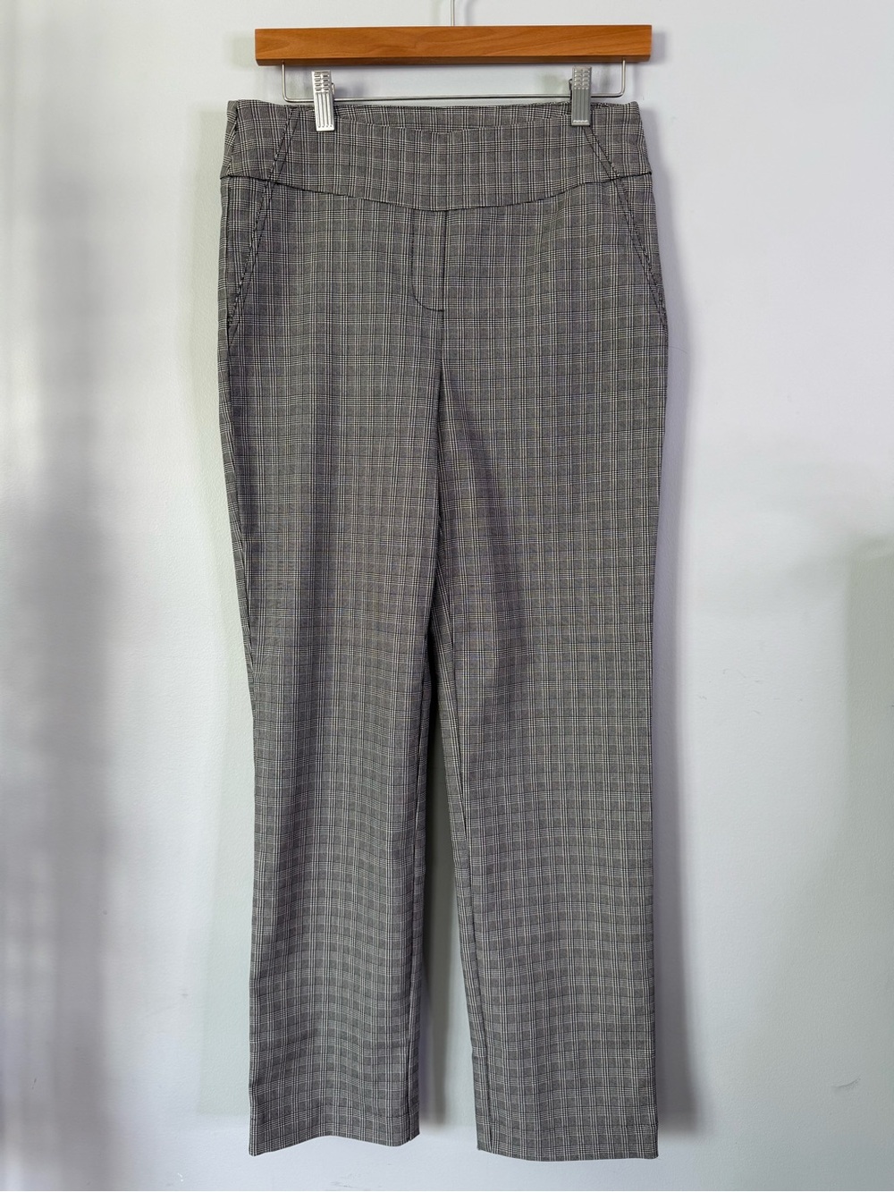 Hilary Radley Gray Plaid Pull-On Straight Leg Pants Size Small